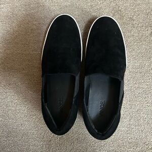 Vince Men's Black and White Slip-On Loafers